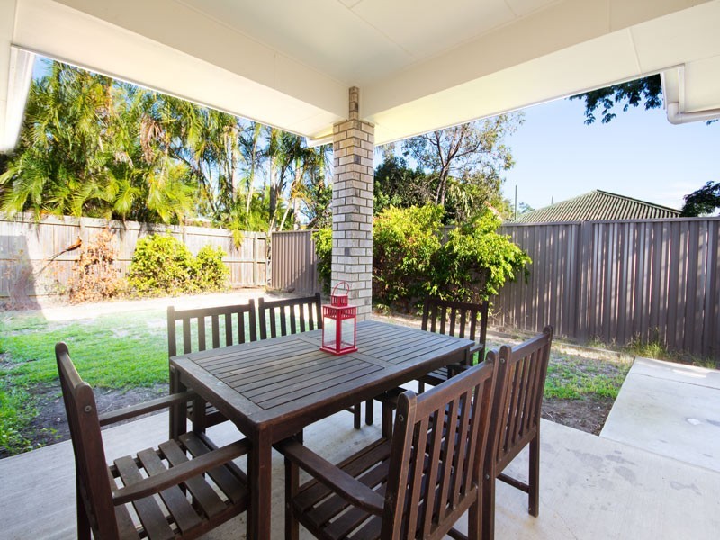 98 Maine Road, Clontarf QLD 4019