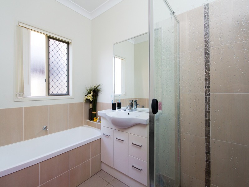 98 Maine Road, Clontarf QLD 4019
