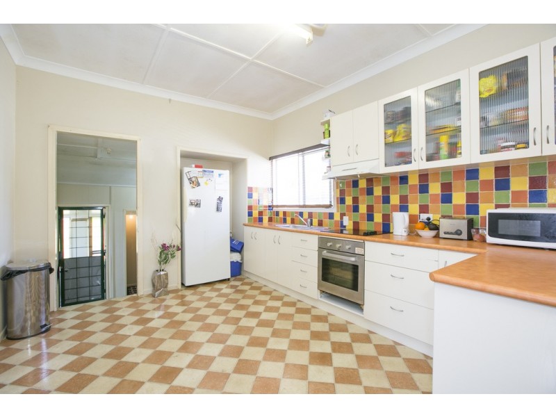 10 Laura Street, Clontarf QLD 4019