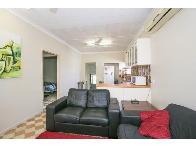 10 Laura Street, Clontarf QLD 4019