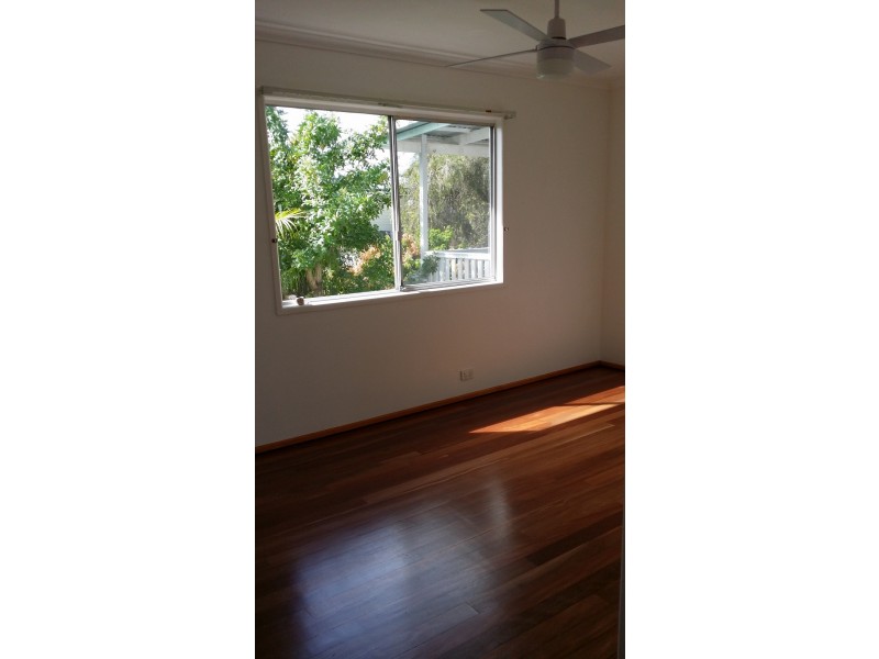 14 Roma Street, Scarborough QLD 4020