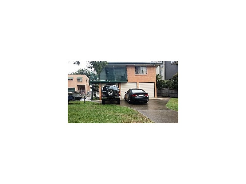 2/19 Dix Street, Redcliffe QLD 4020