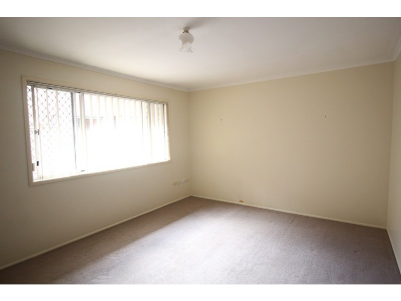 2/19 Dix Street, Redcliffe QLD 4020