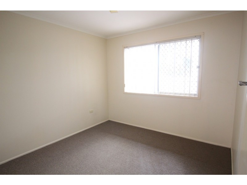 2/19 Dix Street, Redcliffe QLD 4020