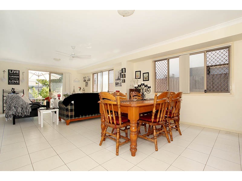 7 Walsh Street, Redcliffe QLD 4020