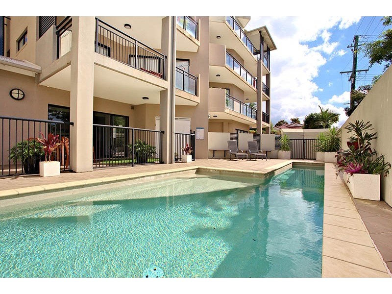 13/5 Rock Street, Scarborough QLD 4020