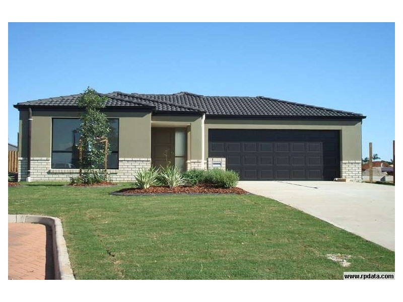 6 Waratah Court, Kallangur QLD 4503