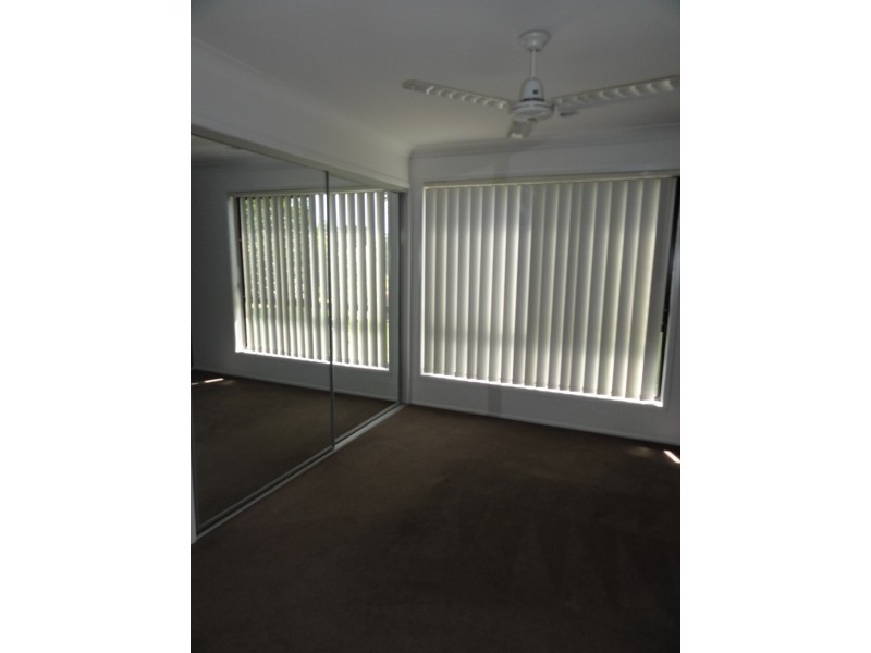 6 Waratah Court, Kallangur QLD 4503