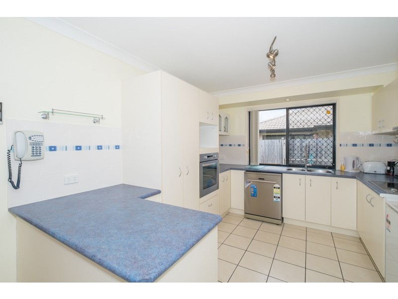 3 Biggera Court, Sandstone Point QLD 4511