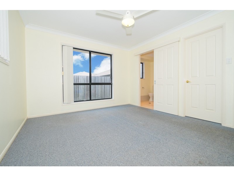 3 Biggera Court, Sandstone Point QLD 4511