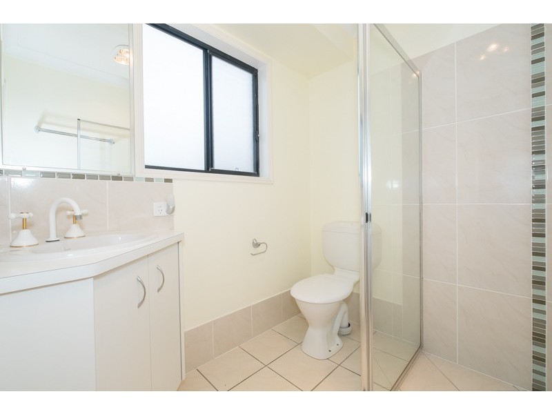 3 Biggera Court, Sandstone Point QLD 4511