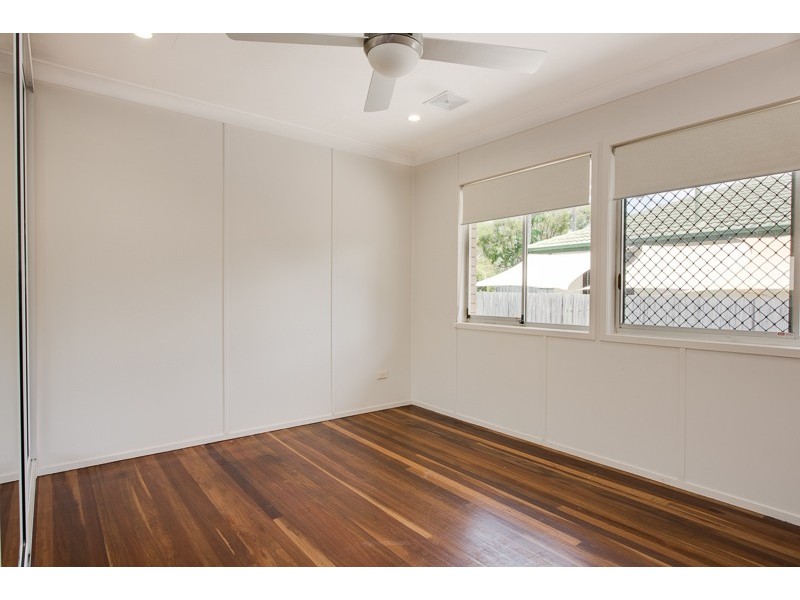 6 Wallace Street, Redcliffe QLD 4020