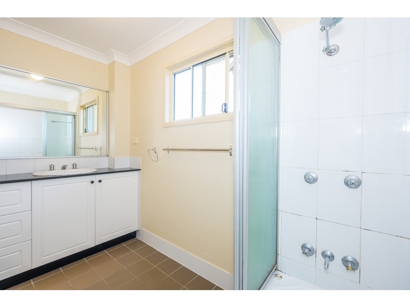 2/36 Silvyn Street, Redcliffe QLD 4020