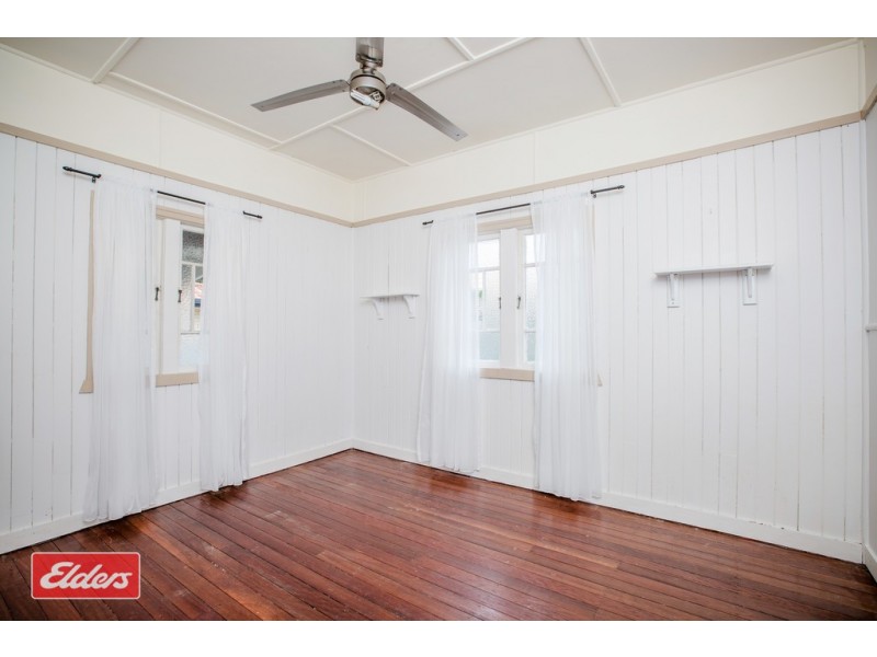 11 Tilley Street, Redcliffe QLD 4020
