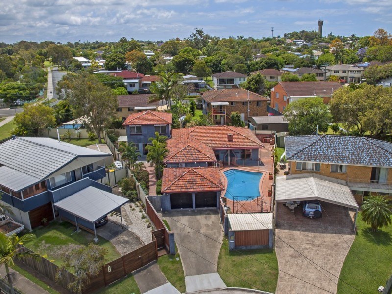 82 Donald Street, Woody Point QLD 4019