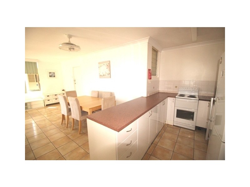 9/73 Marine Parade, Redcliffe QLD 4020