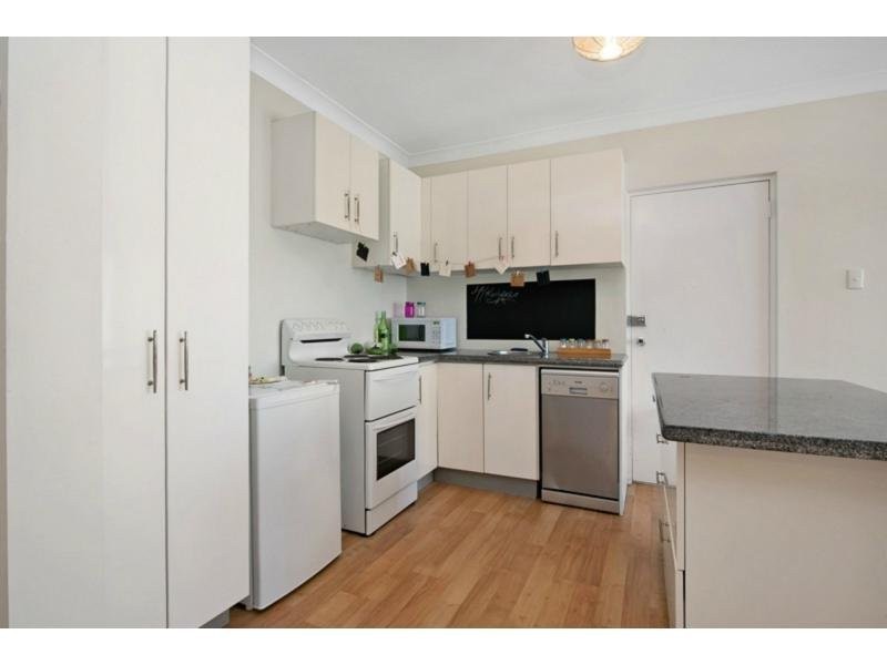 5/83 Georgina Street, Woody Point QLD 4019