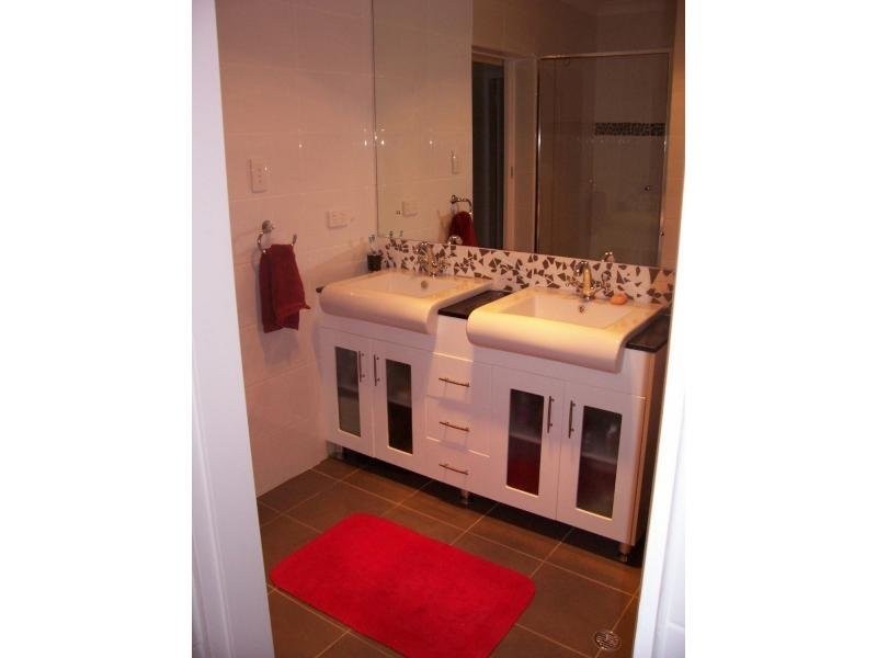 5/83 Georgina Street, Woody Point QLD 4019