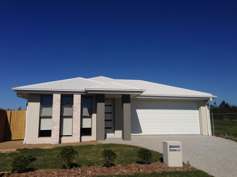 42 Coggins Street, Caboolture QLD 4510