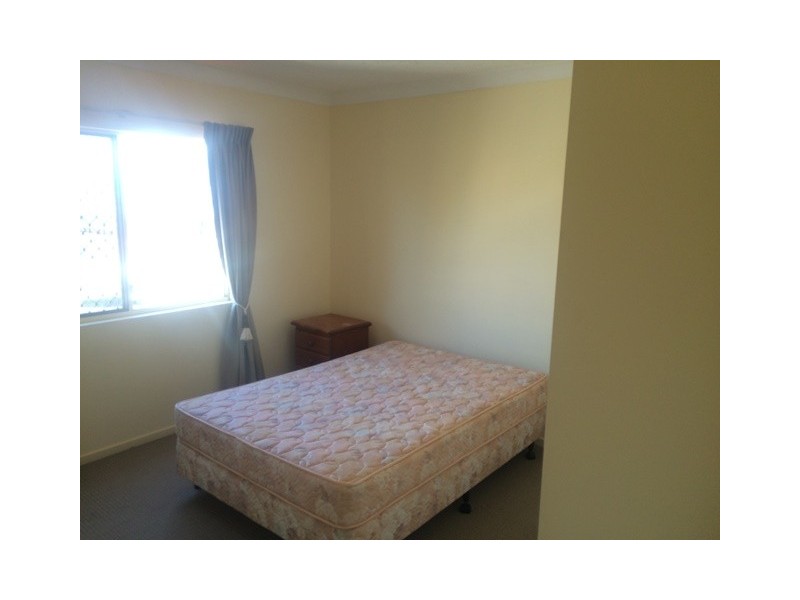 2/10 Caroline Street, Woody Point QLD 4019