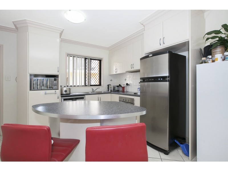 2/50-54 John Street, Redcliffe QLD 4020