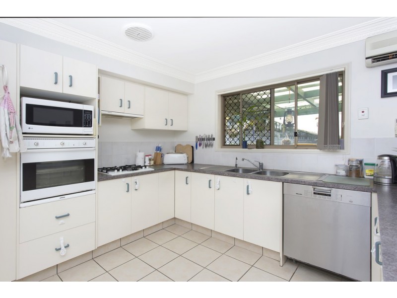 38 ADMIRAL DRIVE, Deception Bay QLD 4508
