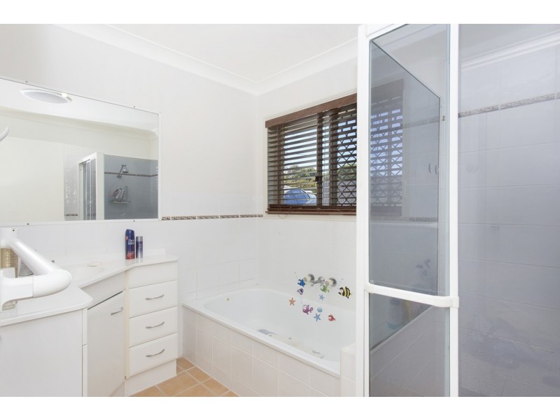 38 ADMIRAL DRIVE, Deception Bay QLD 4508