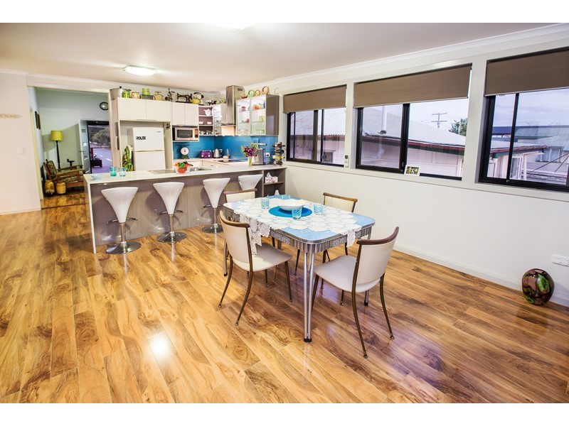 15 VICTORIA AVENUE, Woody Point QLD 4019