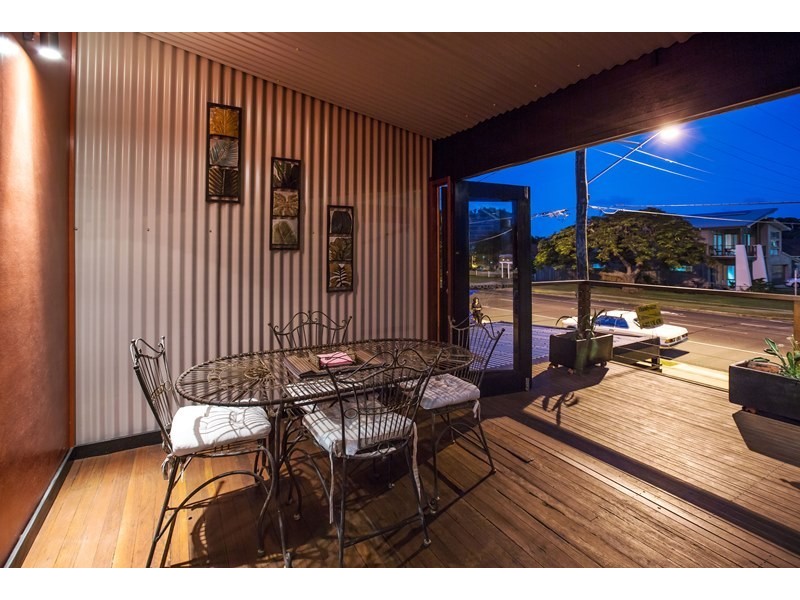 15 VICTORIA AVENUE, Woody Point QLD 4019