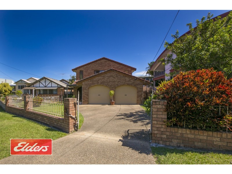 19 Kennedy Esplanade, Scarborough QLD 4020