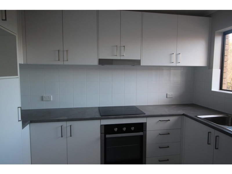 4/2 JOHN STREET, Redcliffe QLD 4020