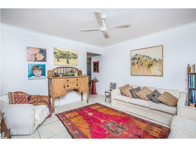 2/29 Lady Bowen Parade, Rothwell QLD 4022