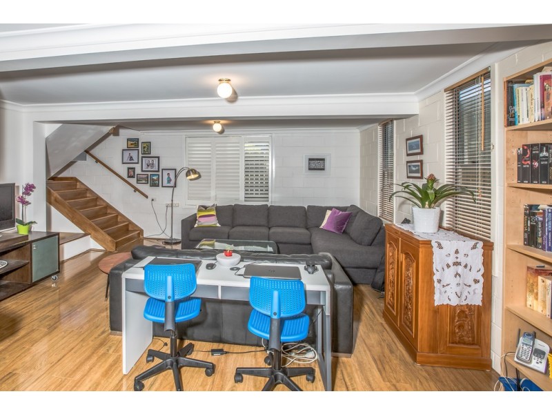 120 Turner St, Scarborough QLD 4020