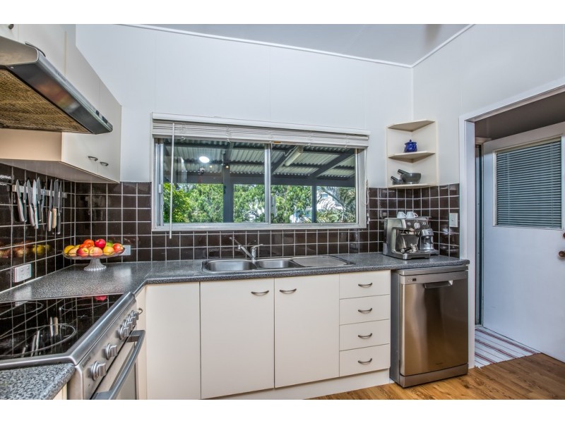 120 Turner St, Scarborough QLD 4020