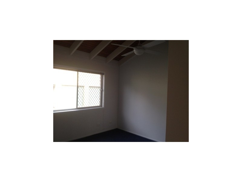 1 31 GRANT STREET, Redcliffe QLD 4020