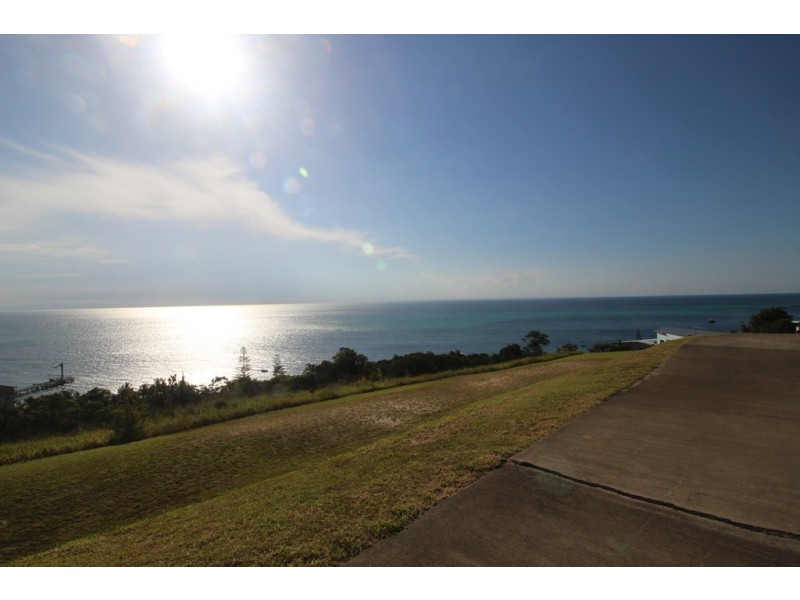 16 Triton Street, Tangalooma QLD 4025