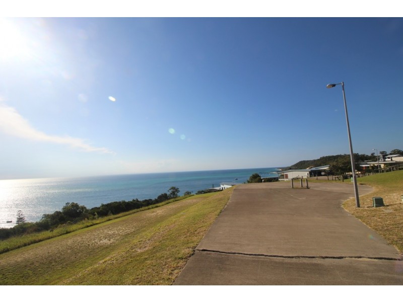 16 Triton Street, Tangalooma QLD 4025