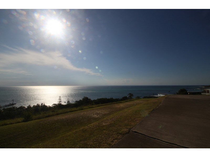 16 Triton Street, Tangalooma QLD 4025
