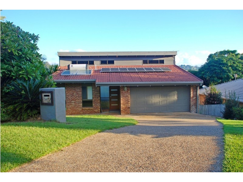2 Elm Place, Banora Point NSW 2486
