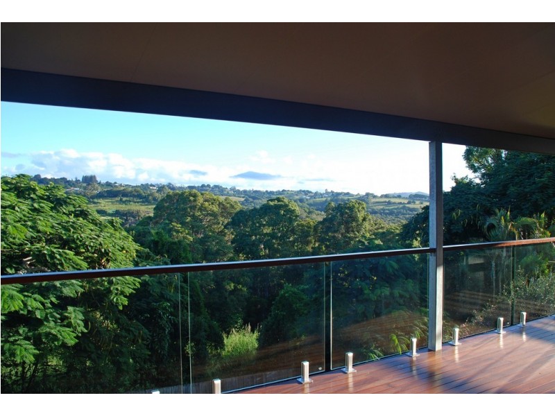2 Elm Place, Banora Point NSW 2486