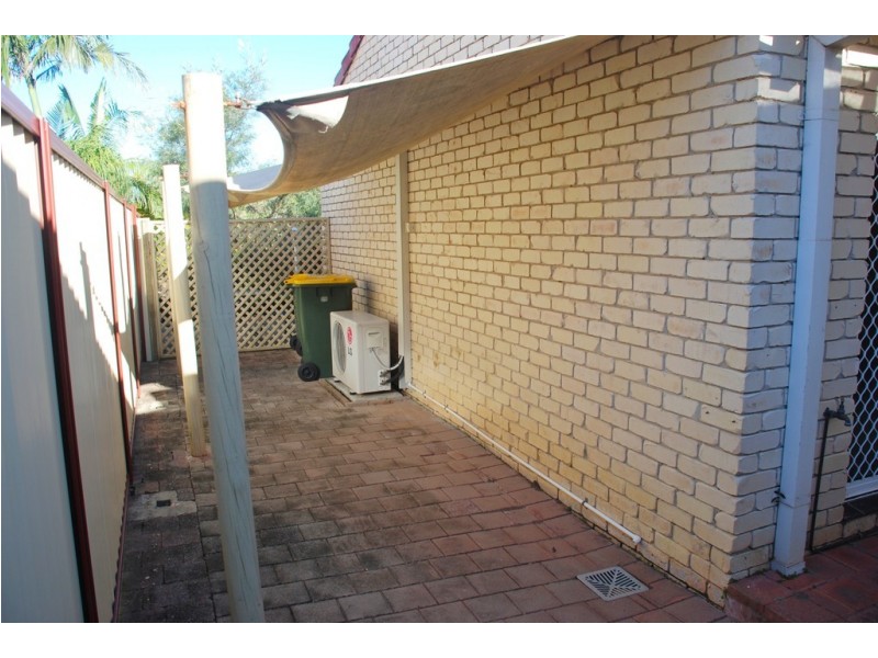 2/61 Old Ferry Road, Banora Point NSW 2486