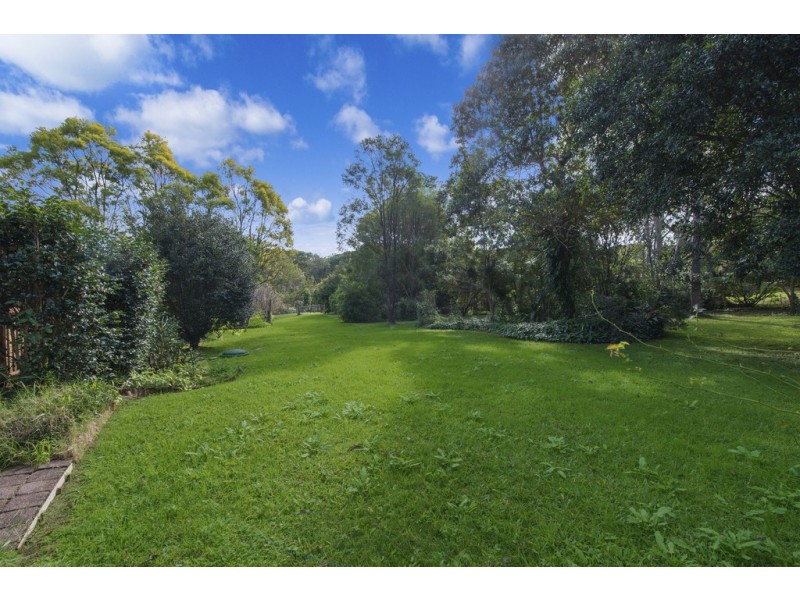 127 Smiths Creek Road, Uki NSW 2484