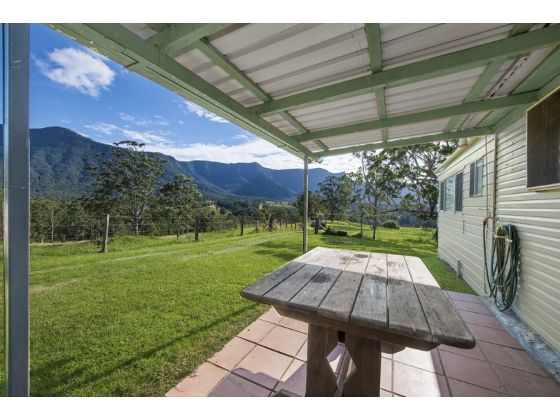 1010 BRAYS CREEK ROAD, Tyalgum NSW 2484