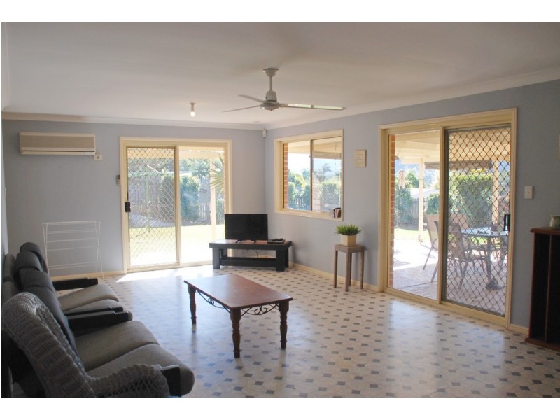 11 Castlefield Drive, Murwillumbah NSW 2484