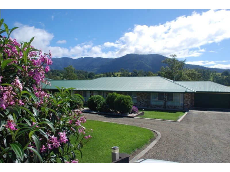 262 Pumpenbil Road, Tyalgum NSW 2484