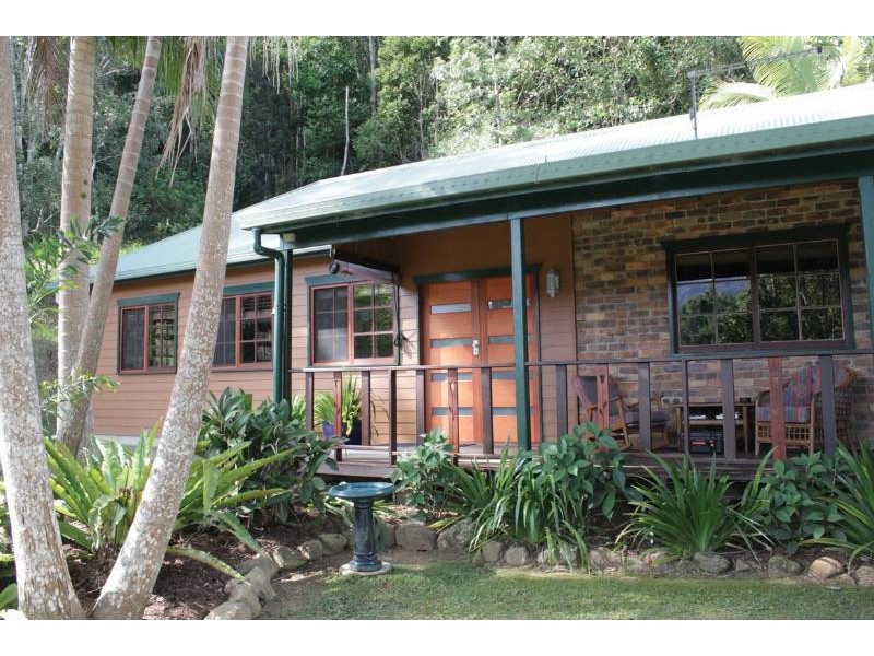 55 Rowlands Creek Road, Uki NSW 2484