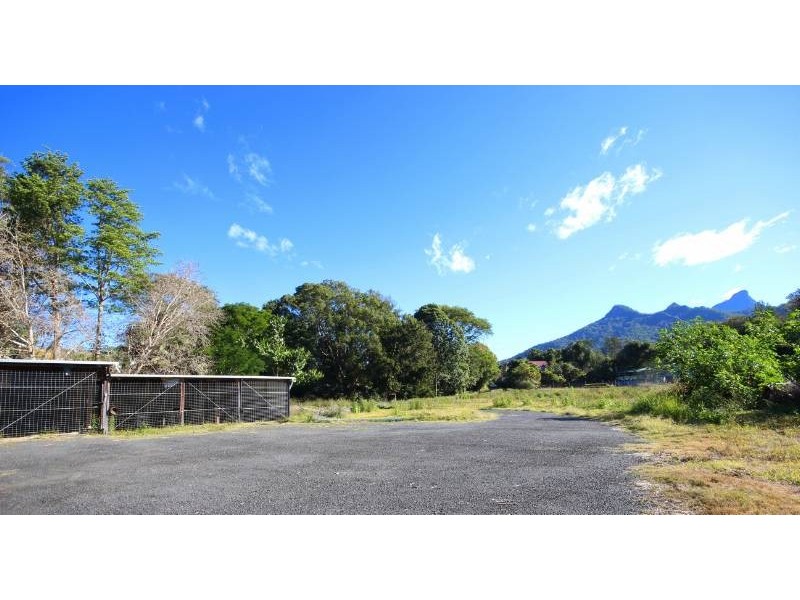13-27 Old Convent Rd, Uki NSW 2484
