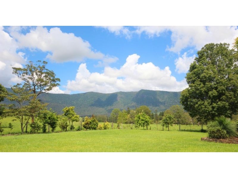 2 South Pumpenbil Road, Pumpenbil NSW 2484