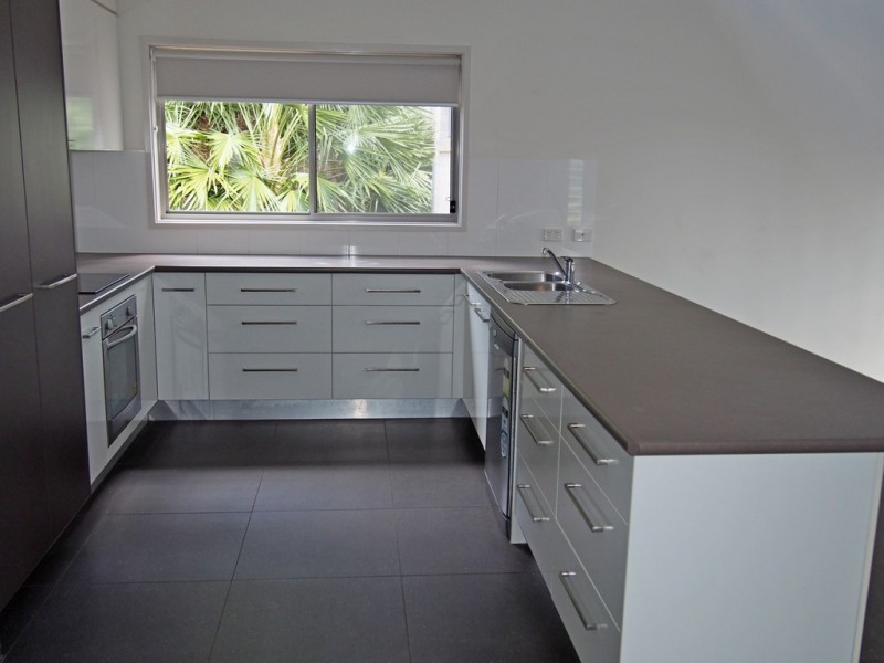 2/10 Gold Leaf Cres, Murwillumbah NSW 2484