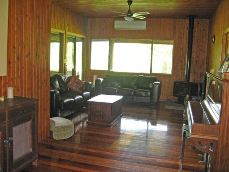Uki NSW 2484